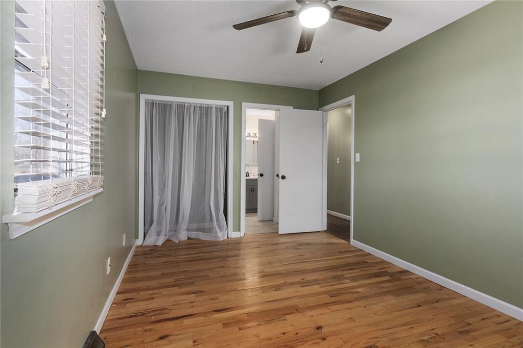 902 Southwest Locust Street Oak Grove, MO 64075 - Photo 14 of 40