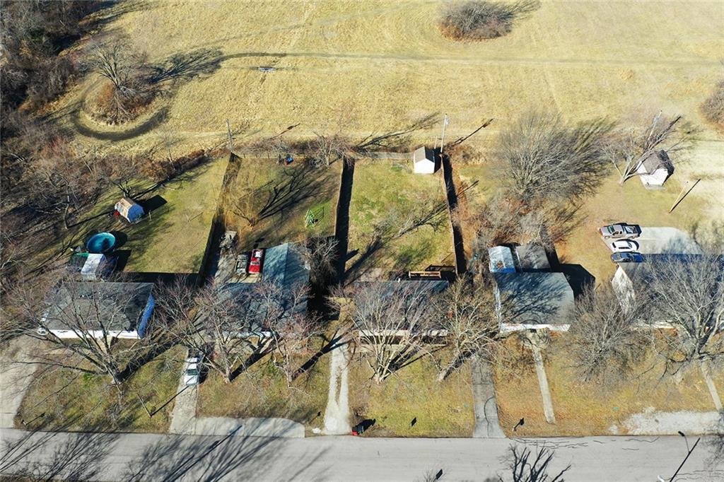 902 Southwest Locust Street Oak Grove, MO 64075 - Photo 34 of 40