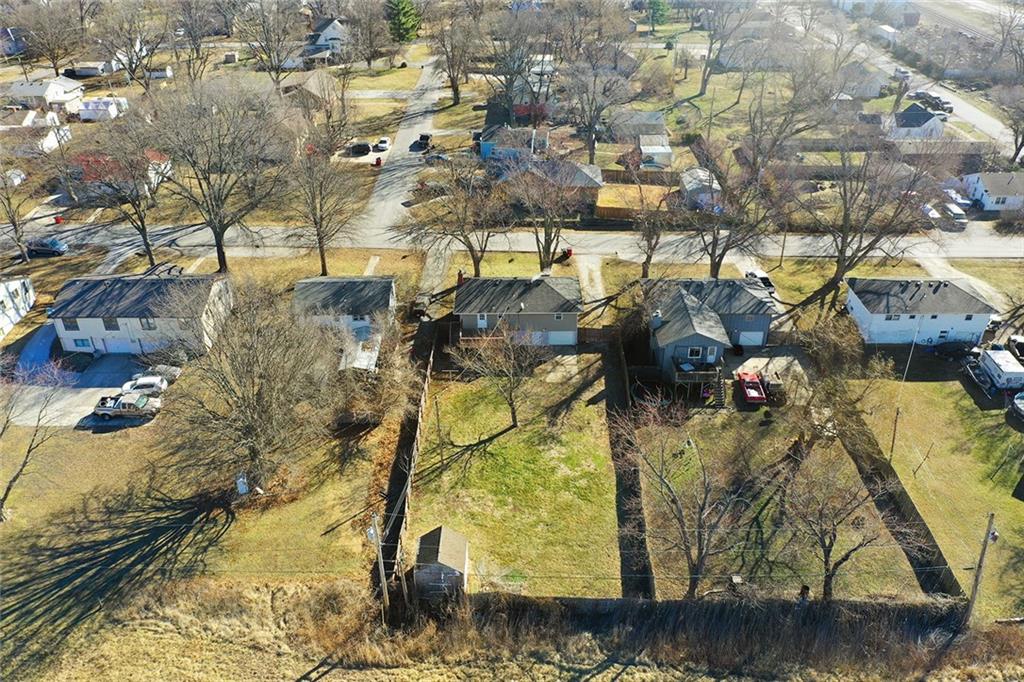 902 Southwest Locust Street Oak Grove, MO 64075 - Photo 36 of 40