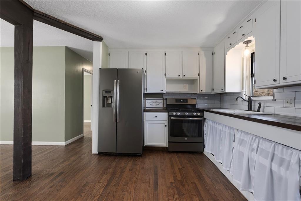 902 Southwest Locust Street Oak Grove, MO 64075 - Photo 9 of 40