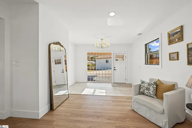 $434,999 | 824 Cumberland Drive, Greer, SC 29651