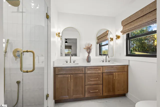 $434,999 | 824 Cumberland Drive, Greer, SC 29651