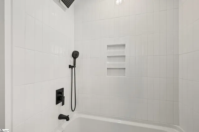 $434,999 | 824 Cumberland Drive, Greer, SC 29651