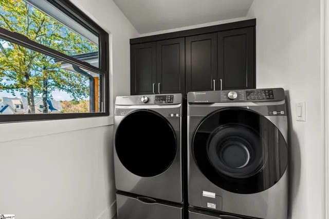 $434,999 | 824 Cumberland Drive, Greer, SC 29651