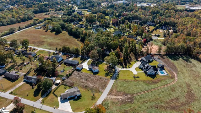 $434,999 | 824 Cumberland Drive, Greer, SC 29651