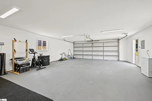 $434,999 | 824 Cumberland Drive, Greer, SC 29651