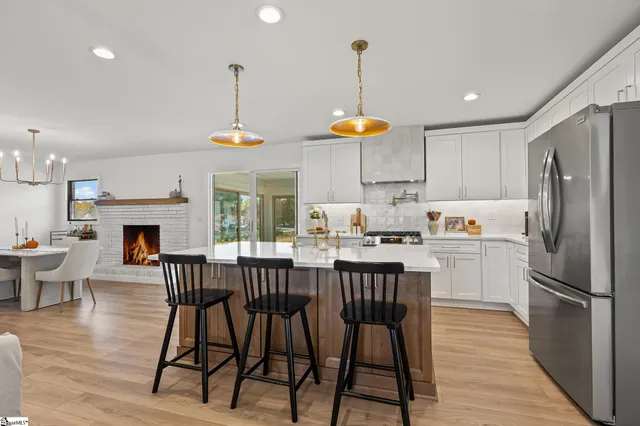 $434,999 | 824 Cumberland Drive, Greer, SC 29651