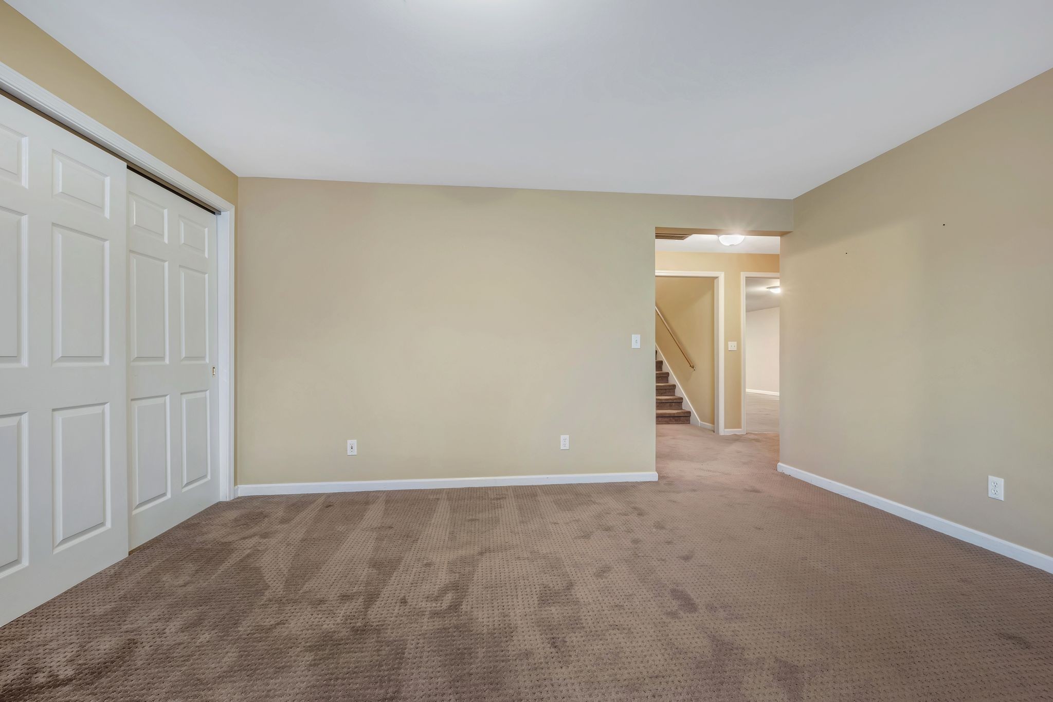 1576 Old Hillsboro Road Franklin, TN 37069 - Photo 40 of 57 a view of an empty room and a window