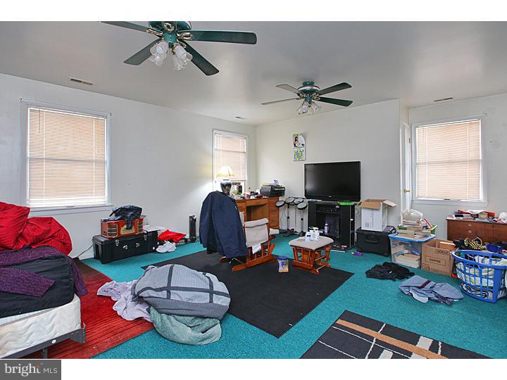 119 Clayton Road Williamstown, NJ 08094 - Photo 6 of 8 Gallery Image 6