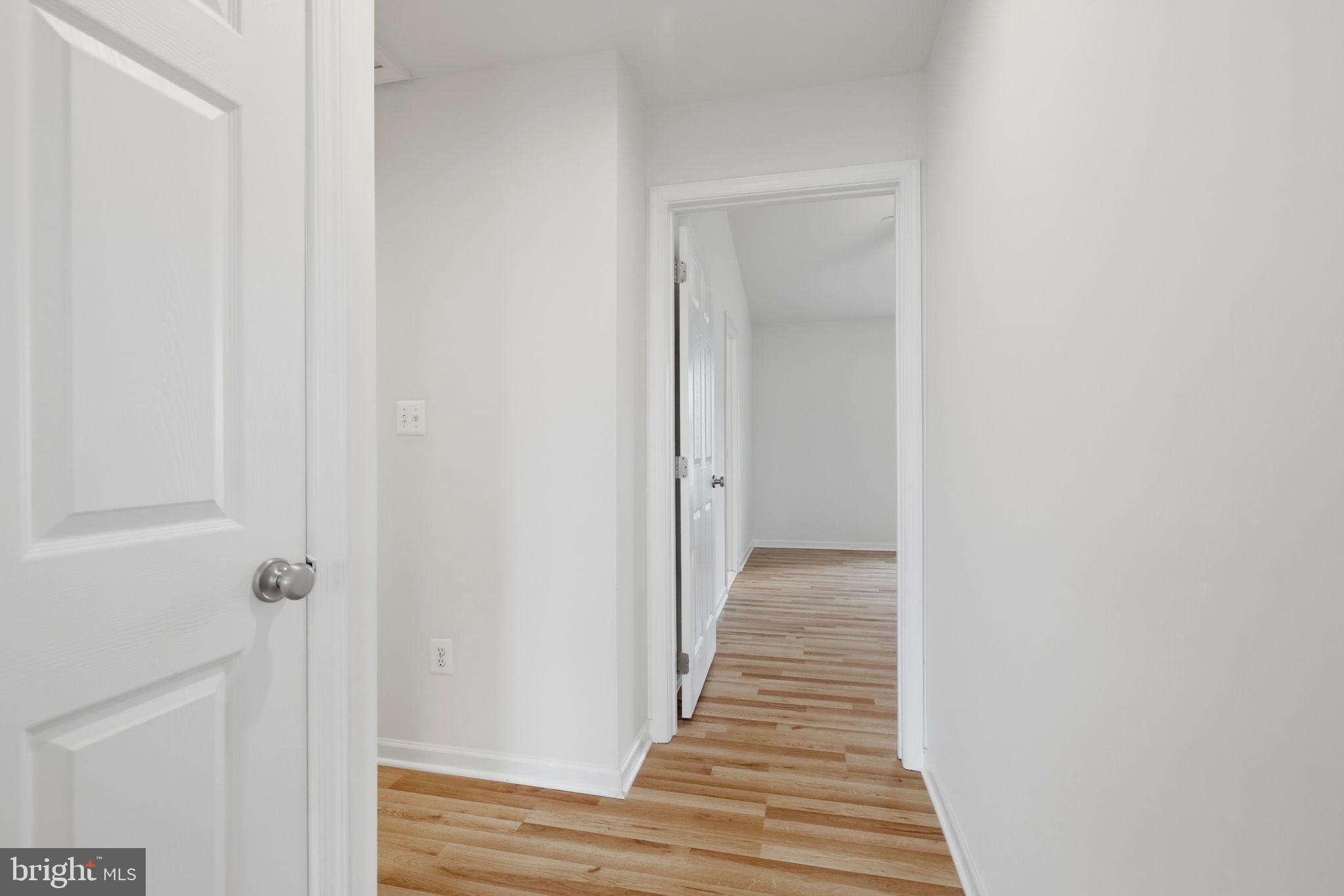 25156 Monteith Terrace Chantilly, VA 20152 - Photo 59 of 72 Bright and airy hallway invites warmth.