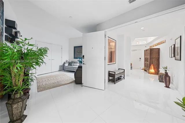 $1,650,000 | 851 Northeast 1st Avenue, Unit 3911, Miami, FL 33132