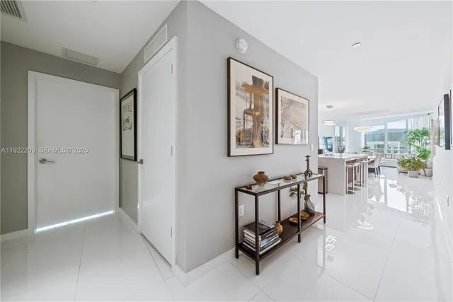 $1,650,000 | 851 Northeast 1st Avenue, Unit 3911, Miami, FL 33132