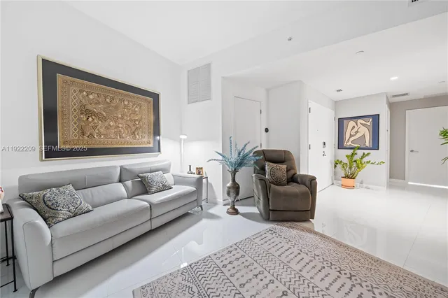 $1,650,000 | 851 Northeast 1st Avenue, Unit 3911, Miami, FL 33132