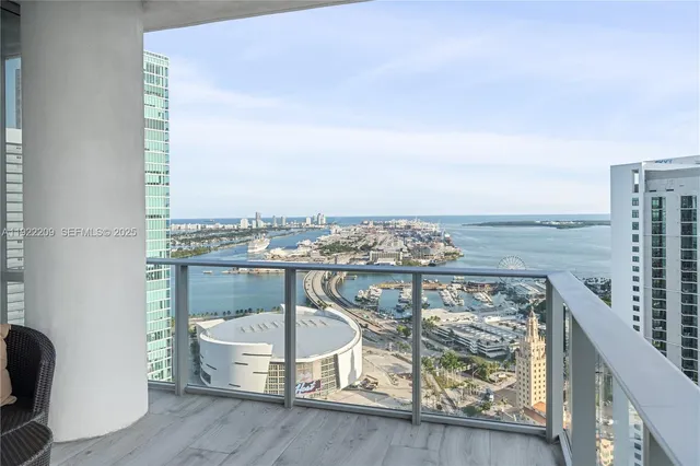 $1,650,000 | 851 Northeast 1st Avenue, Unit 3911, Miami, FL 33132