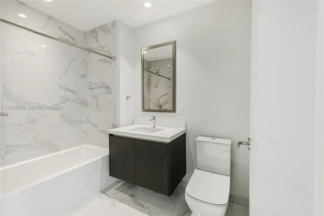 $1,650,000 | 851 Northeast 1st Avenue, Unit 3911, Miami, FL 33132