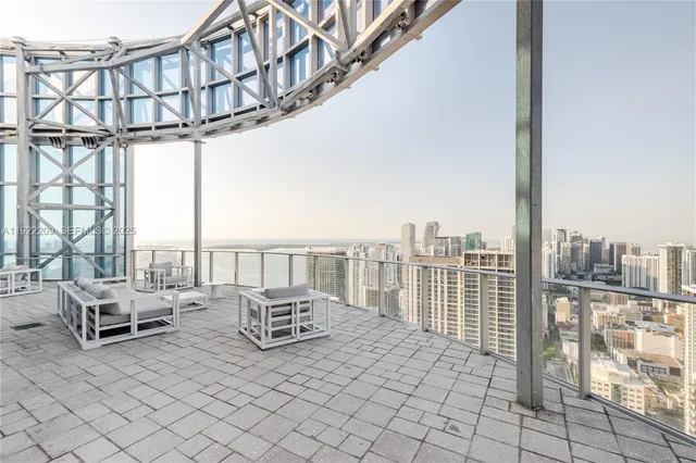 $1,650,000 | 851 Northeast 1st Avenue, Unit 3911, Miami, FL 33132