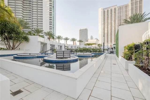 $1,650,000 | 851 Northeast 1st Avenue, Unit 3911, Miami, FL 33132