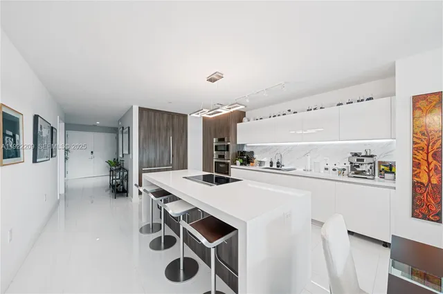 $1,650,000 | 851 Northeast 1st Avenue, Unit 3911, Miami, FL 33132