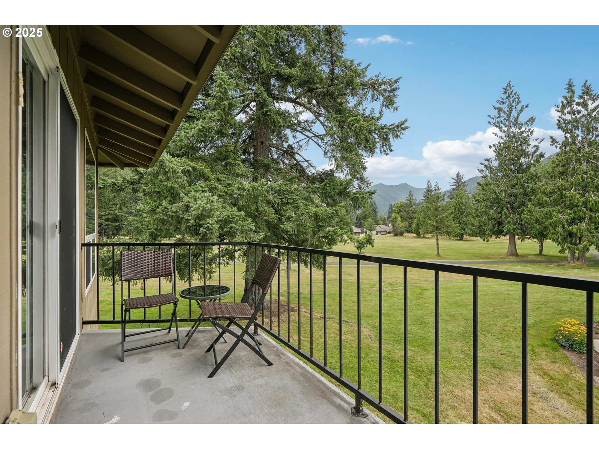 68646 East Fairway Estates Road Welches, OR 97067 - Photo 27 of 38 Gallery Image 27