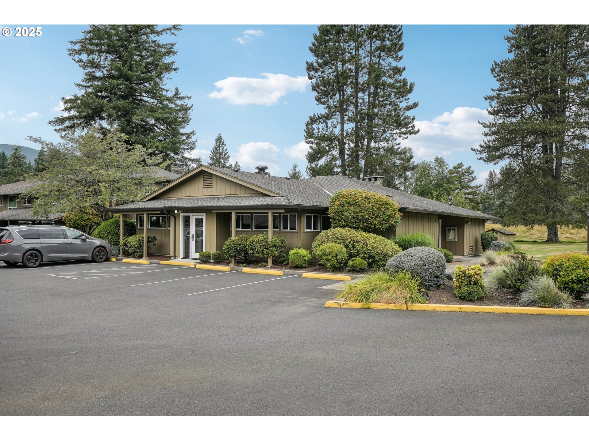 68646 East Fairway Estates Road Welches, OR 97067 - Photo 31 of 38 Gallery Image 31