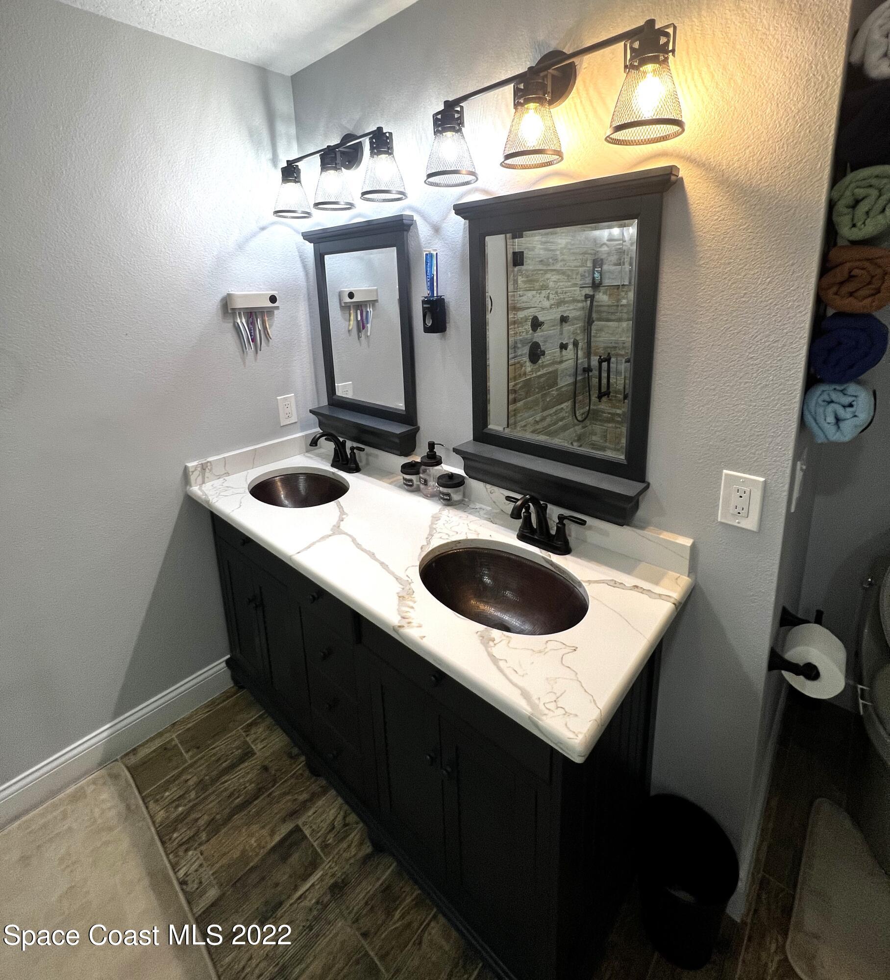1099 Flagami Road Southeast Palm Bay, FL 32909 - Photo 12 of 28 Master bath