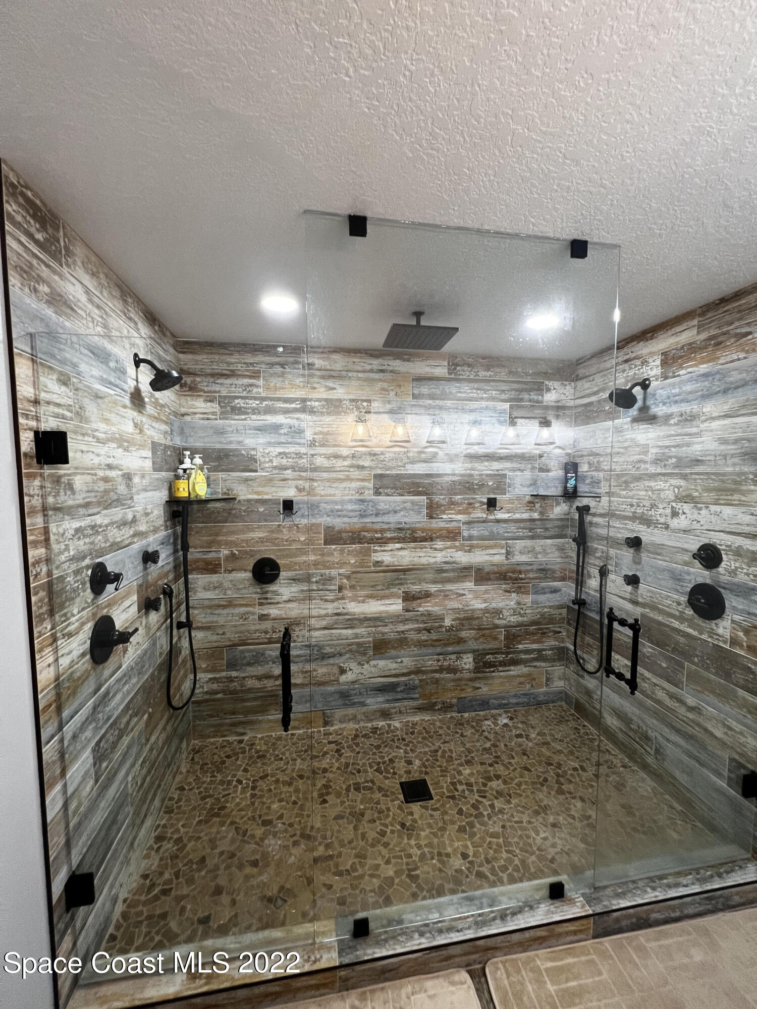 1099 Flagami Road Southeast Palm Bay, FL 32909 - Photo 13 of 28 Master bath