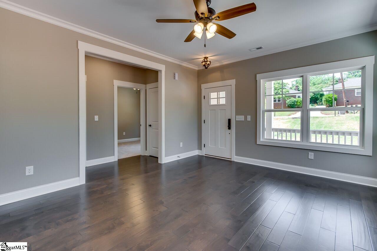 3 East Decatur Street Greenville, SC 29617 - Photo 4 of 21 Gallery Image 4