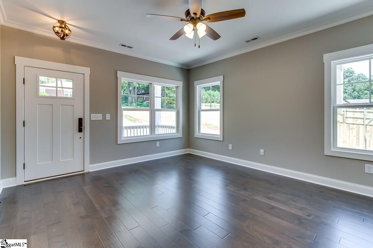 3 East Decatur Street Greenville, SC 29617 - Photo 5 of 21 Gallery Image 5