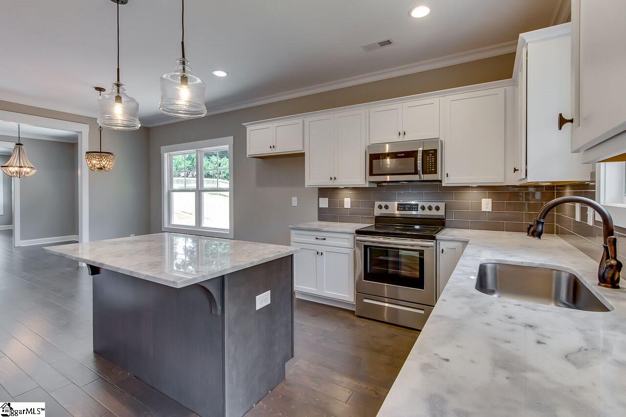 3 East Decatur Street Greenville, SC 29617 - Photo 9 of 21 Gallery Image 9