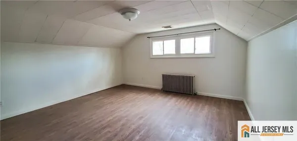$3,700 | 40 Beverly Avenue, Somerset, NJ 08873