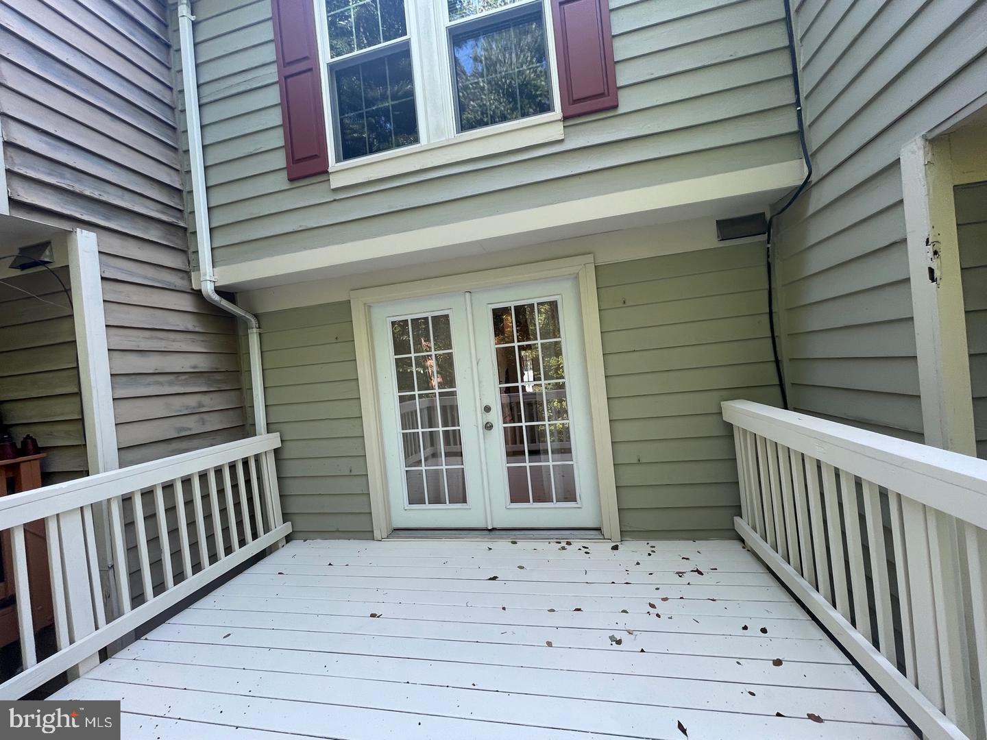 11906 Fieldthorn Court Reston, VA 20194 - Photo 16 of 18 Deck
