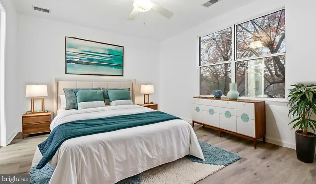 $359,999 | 10007 Vanderbilt Circle, Unit 7, Rockville, MD 20850