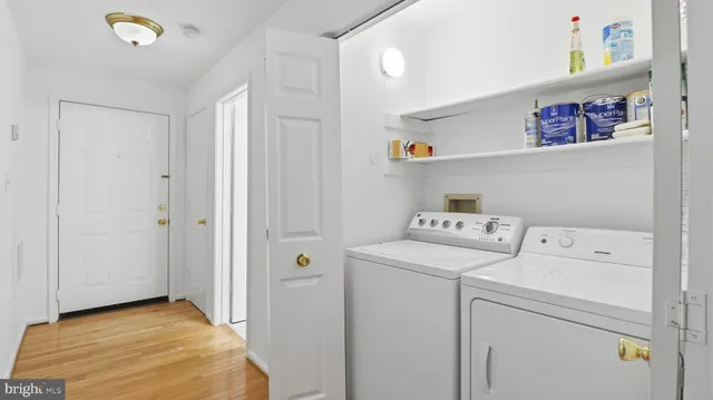 $359,999 | 10007 Vanderbilt Circle, Unit 7, Rockville, MD 20850