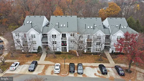 a picture of a building with many windows