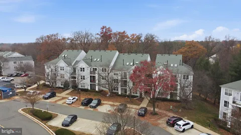 $359,999 | 10007 Vanderbilt Circle, Unit 7, Rockville, MD 20850
