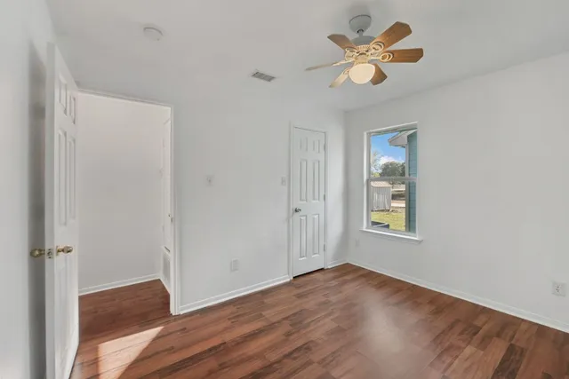 $295,000 | 710 Fallen Oak Drive, Bertram, TX 78605