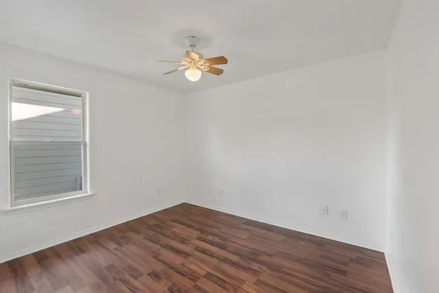 $295,000 | 710 Fallen Oak Drive, Bertram, TX 78605