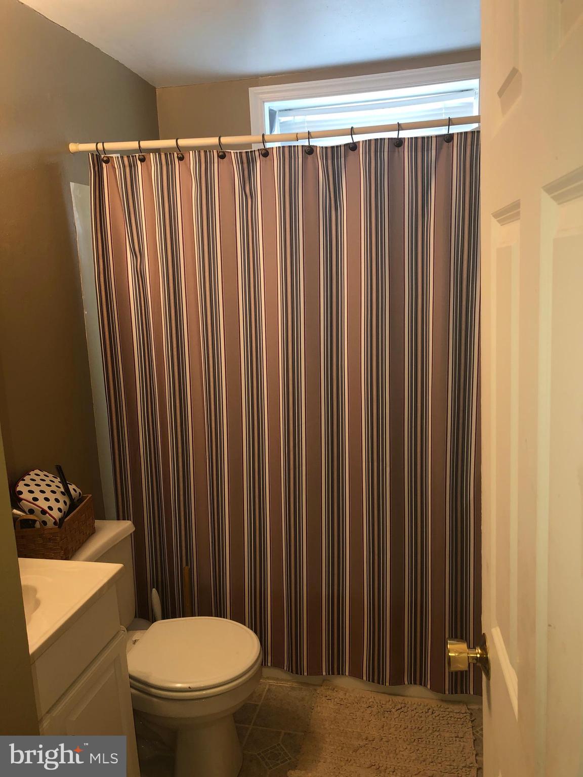 2956 Mallview Road Baltimore, MD 21230 - Photo 6 of 10 Bathroom