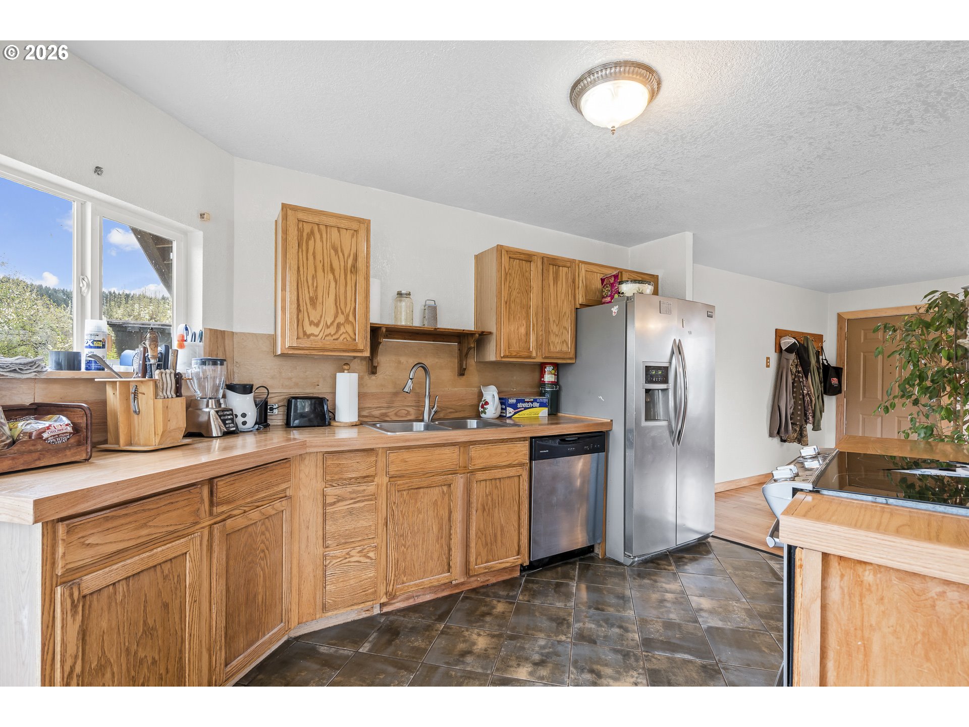 8775 Fort Hill Road Willamina, OR 97396 - Photo 8 of 36