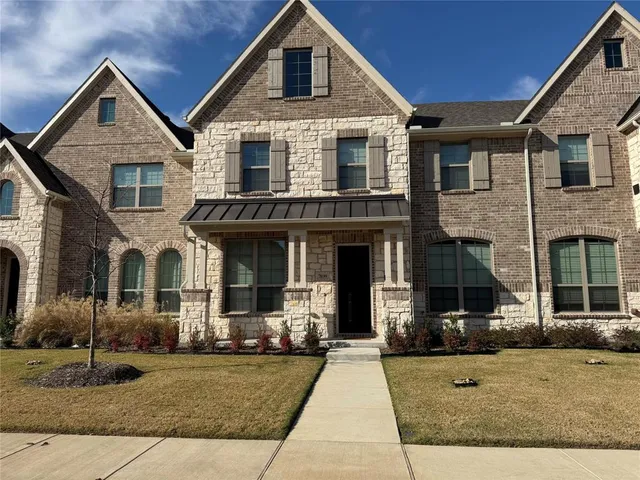 $387,000 | 7039 Granbury Lane, Grand Prairie, TX 75054