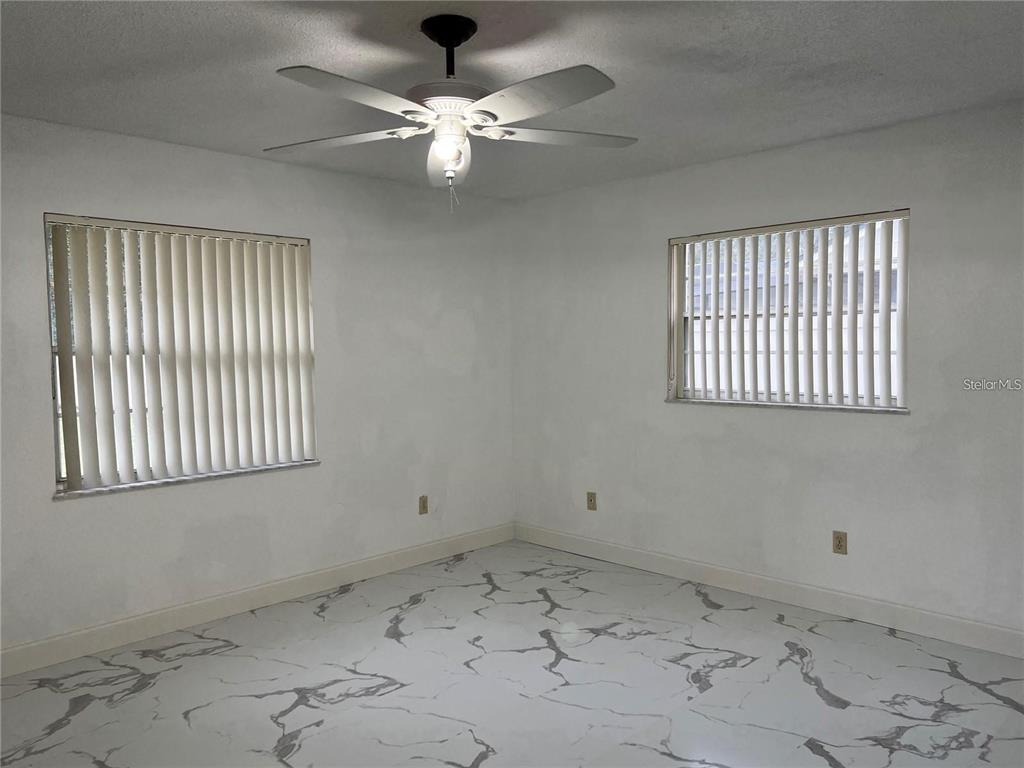 1201 Wolverine Trail Winter Springs, FL 32708 - Photo 17 of 29 an empty room with a window
