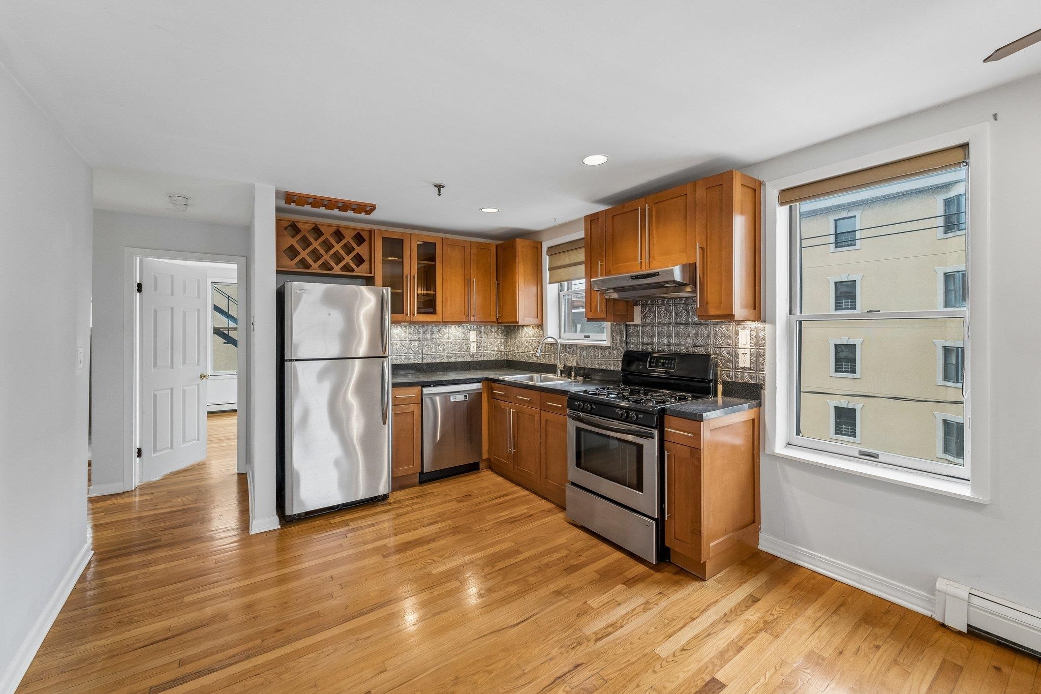 369 1st Street, Unit 3 Hoboken, NJ 07030 - Photo 4 of 20