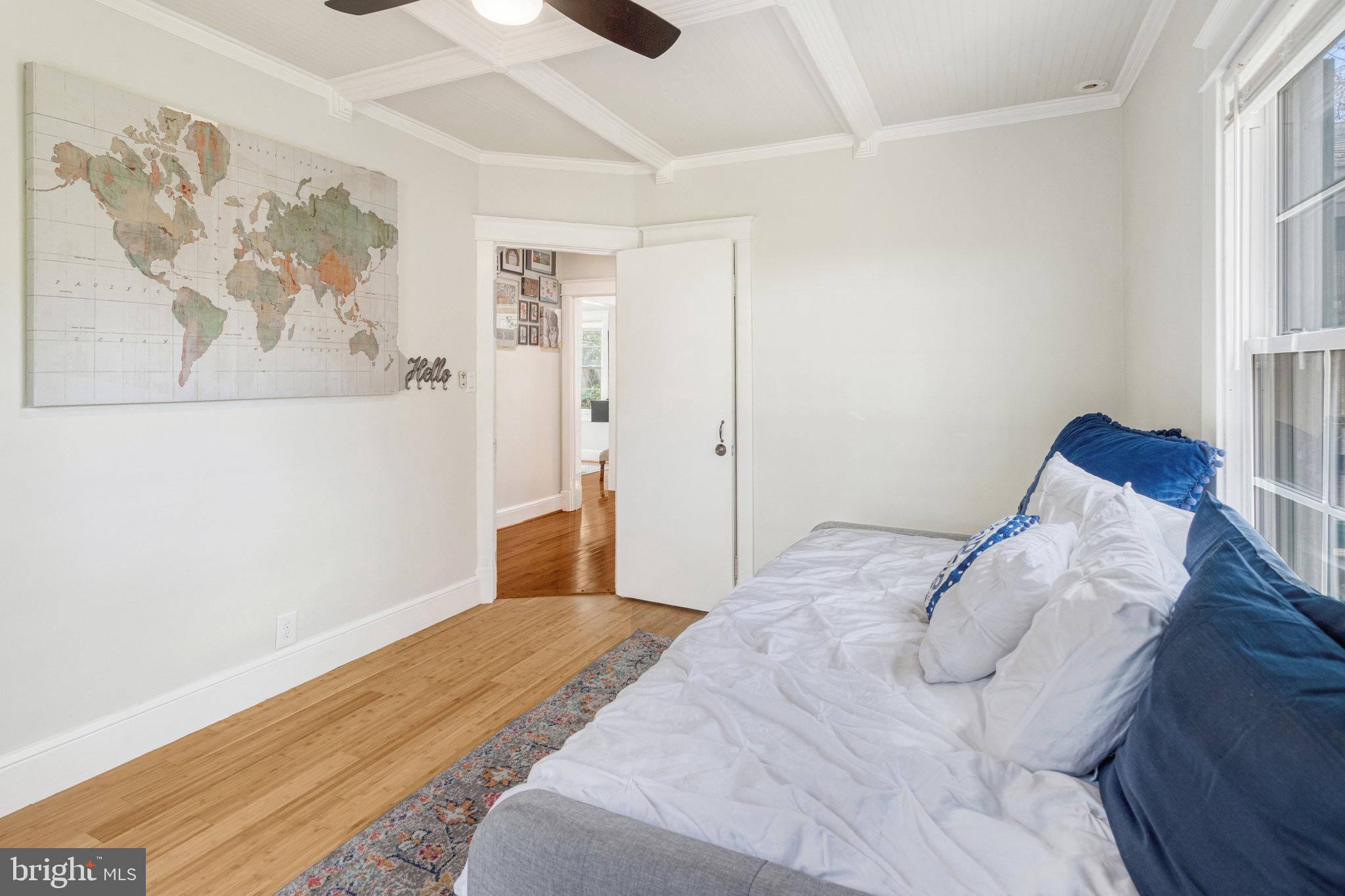 19310 Weaver Road Triangle, VA 22172 - Photo 22 of 43 Main Level Bedroom