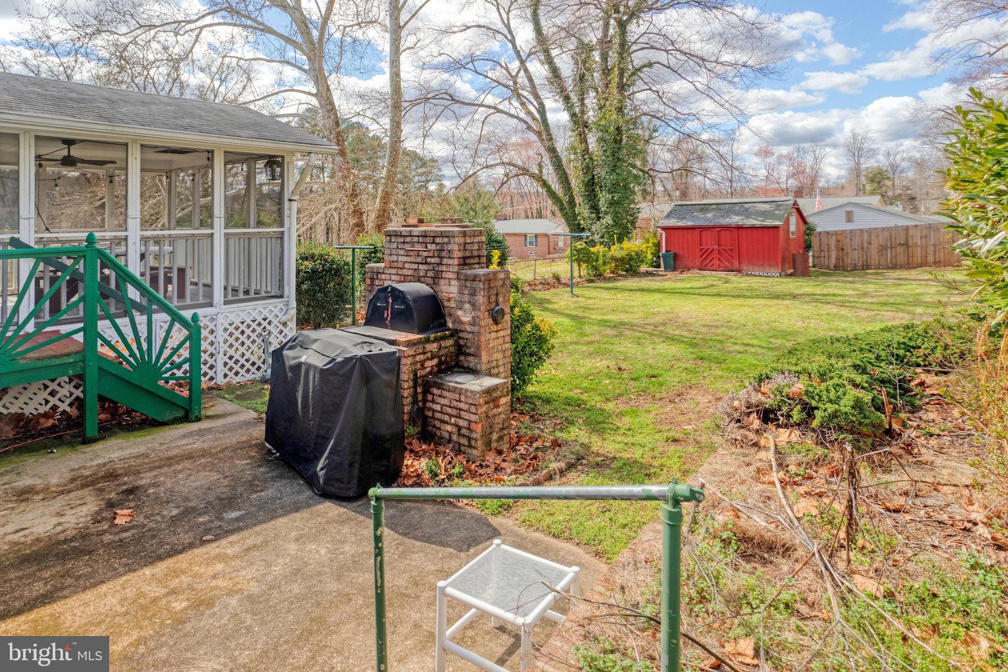 19310 Weaver Road Triangle, VA 22172 - Photo 37 of 43 Rear Patio