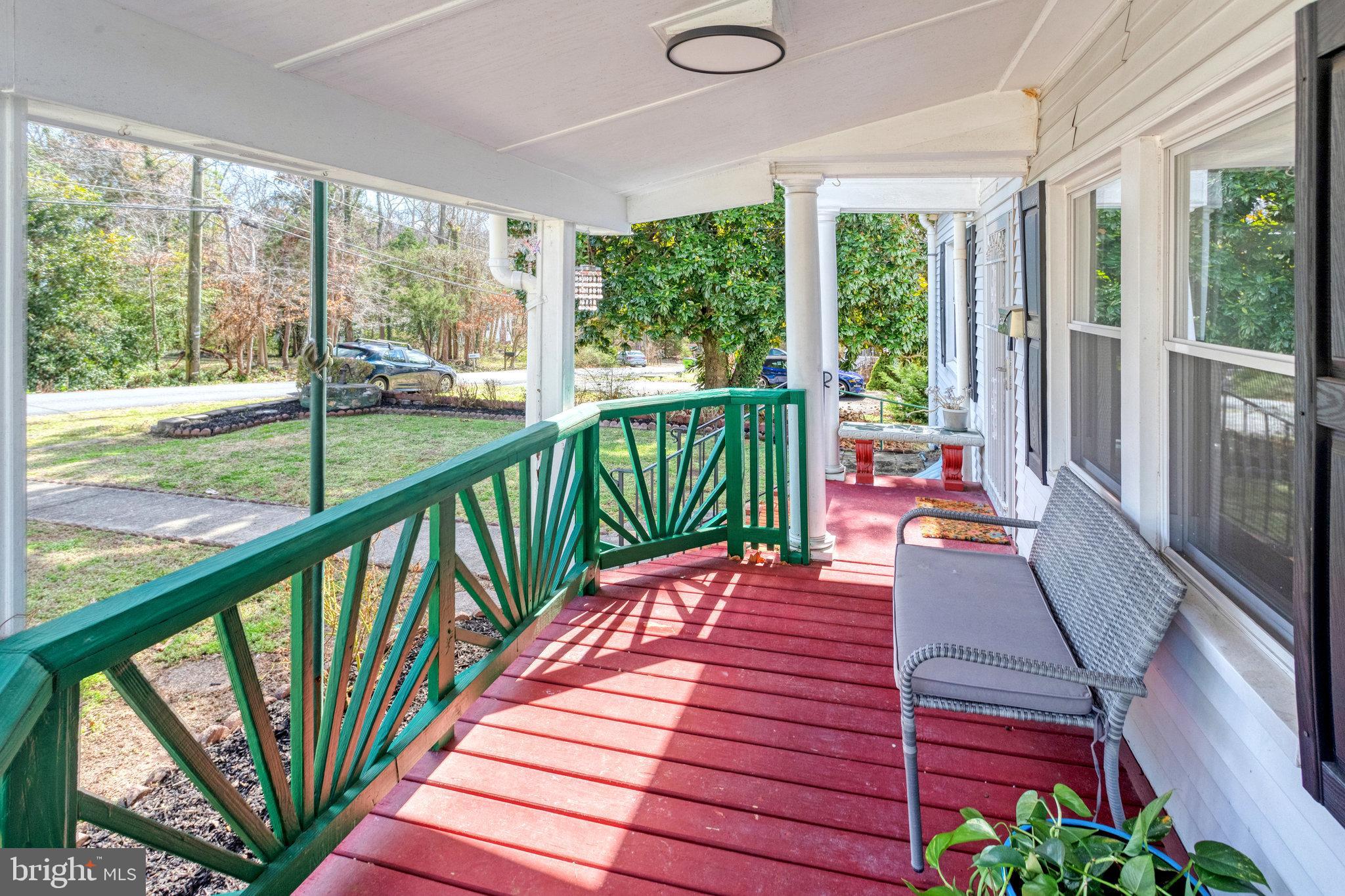 19310 Weaver Road Triangle, VA 22172 - Photo 5 of 43 Front Porch