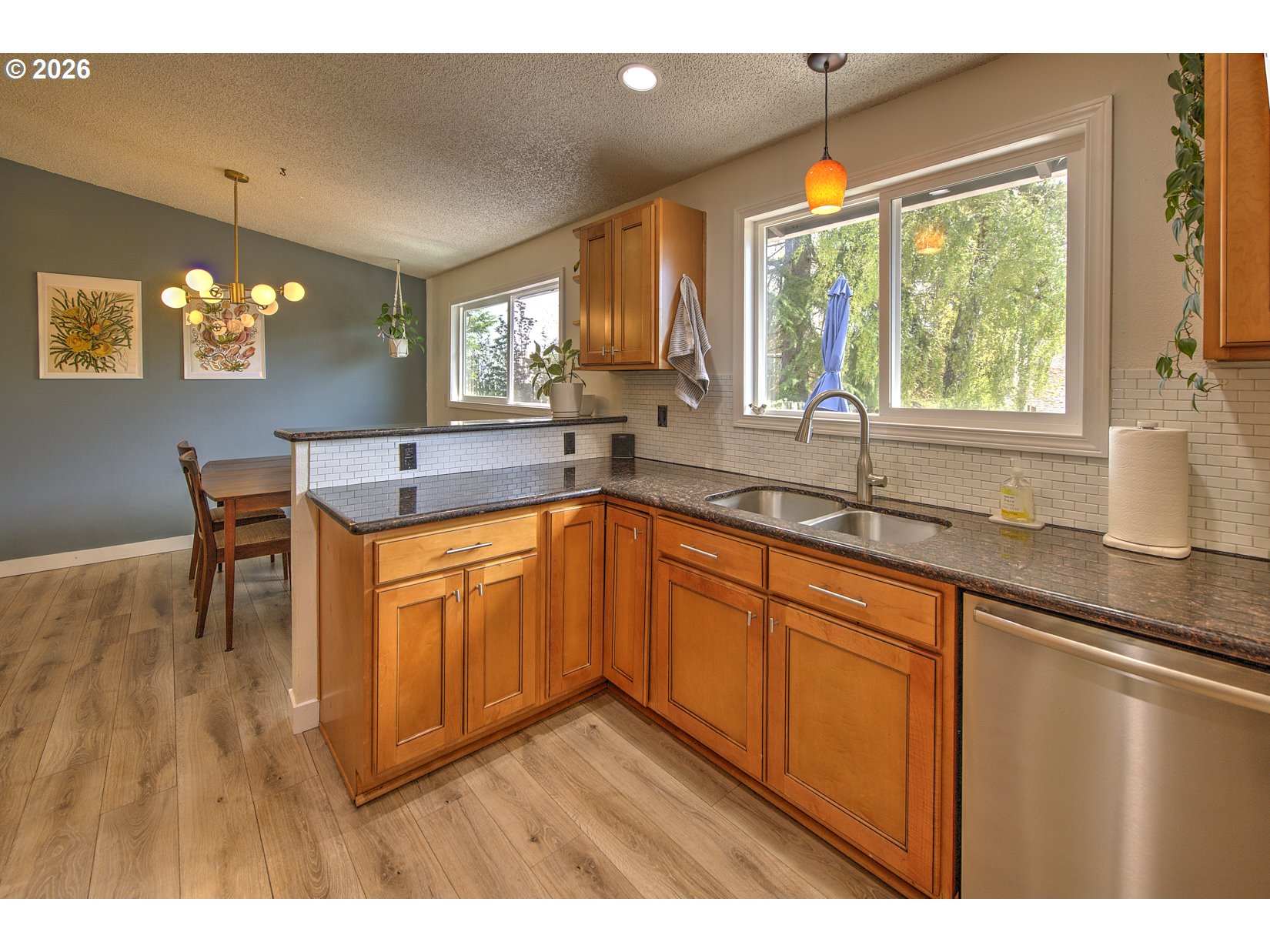 16020 Southwest Rosa Road Beaverton, OR 97007 - Photo 28 of 42