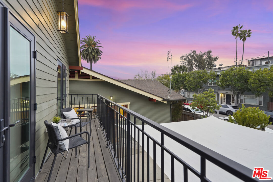 337 Cherry Avenue Long Beach, CA 90802 - Photo 41 of 52 a view of a patio on the roof deck