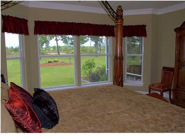 302 Clubhouse Freeport, FL 32439 - Photo 12 of 26