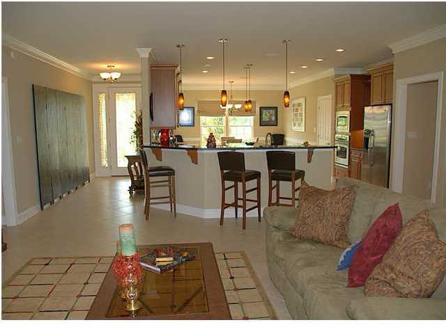 302 Clubhouse Freeport, FL 32439 - Photo 6 of 26