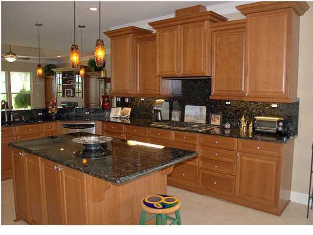 302 Clubhouse Freeport, FL 32439 - Photo 8 of 26